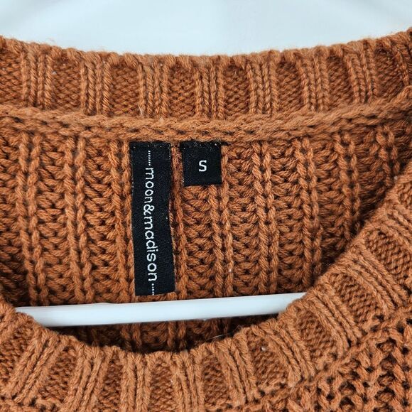 Moon & madison sweater burnt orange small - Picture 3 of 3